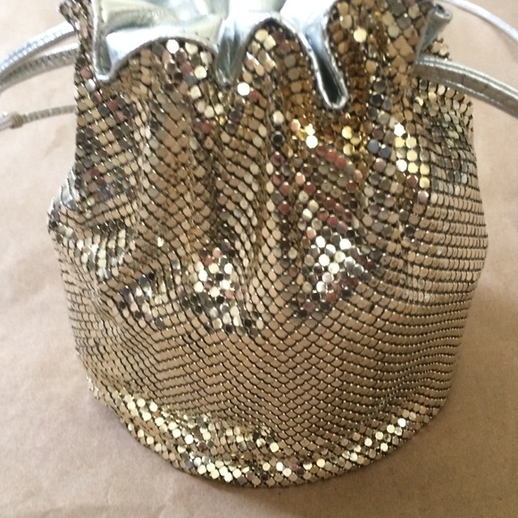 La Regale Handbag - Picture 2 of 13